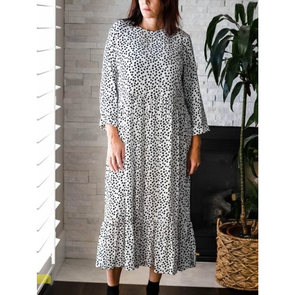Zara Sz XS Oversized Tiered White Black Floral Print Dress Boho Prarie Hippie